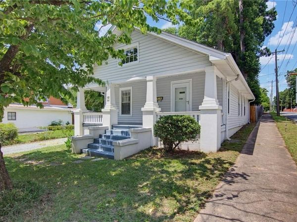 1500 Elwood Avenue , Greensboro, NC 27403