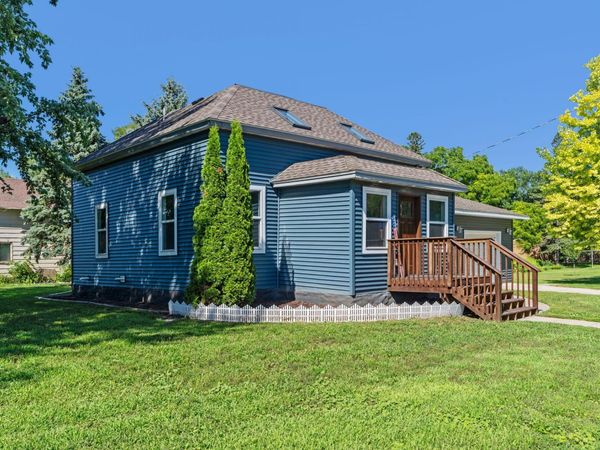 451 Birch Avenue W, Hector, MN 55342