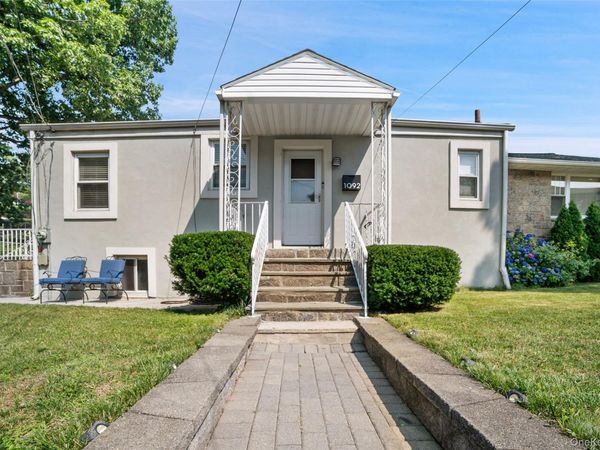1090 Midland Avenue , Bronxville, NY 10708