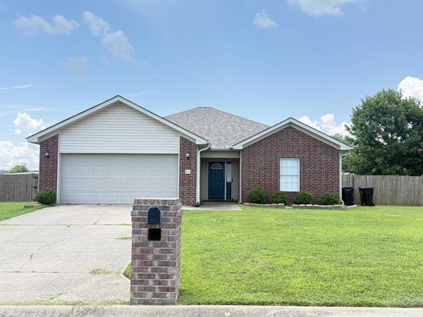 16 Lakeside , Ward, AR 72176
