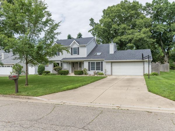 7124 Hickory Point Drive W, Portage, MI 49024