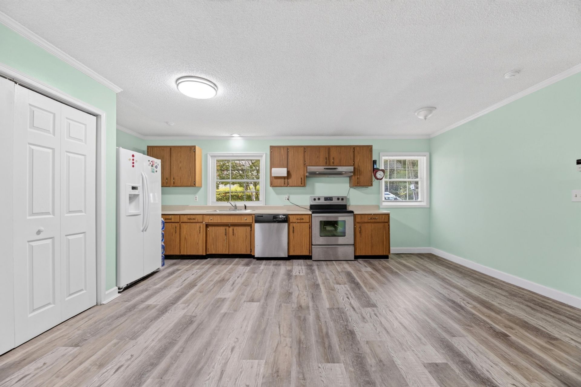 2069 Hydrick Avenue Photo 19