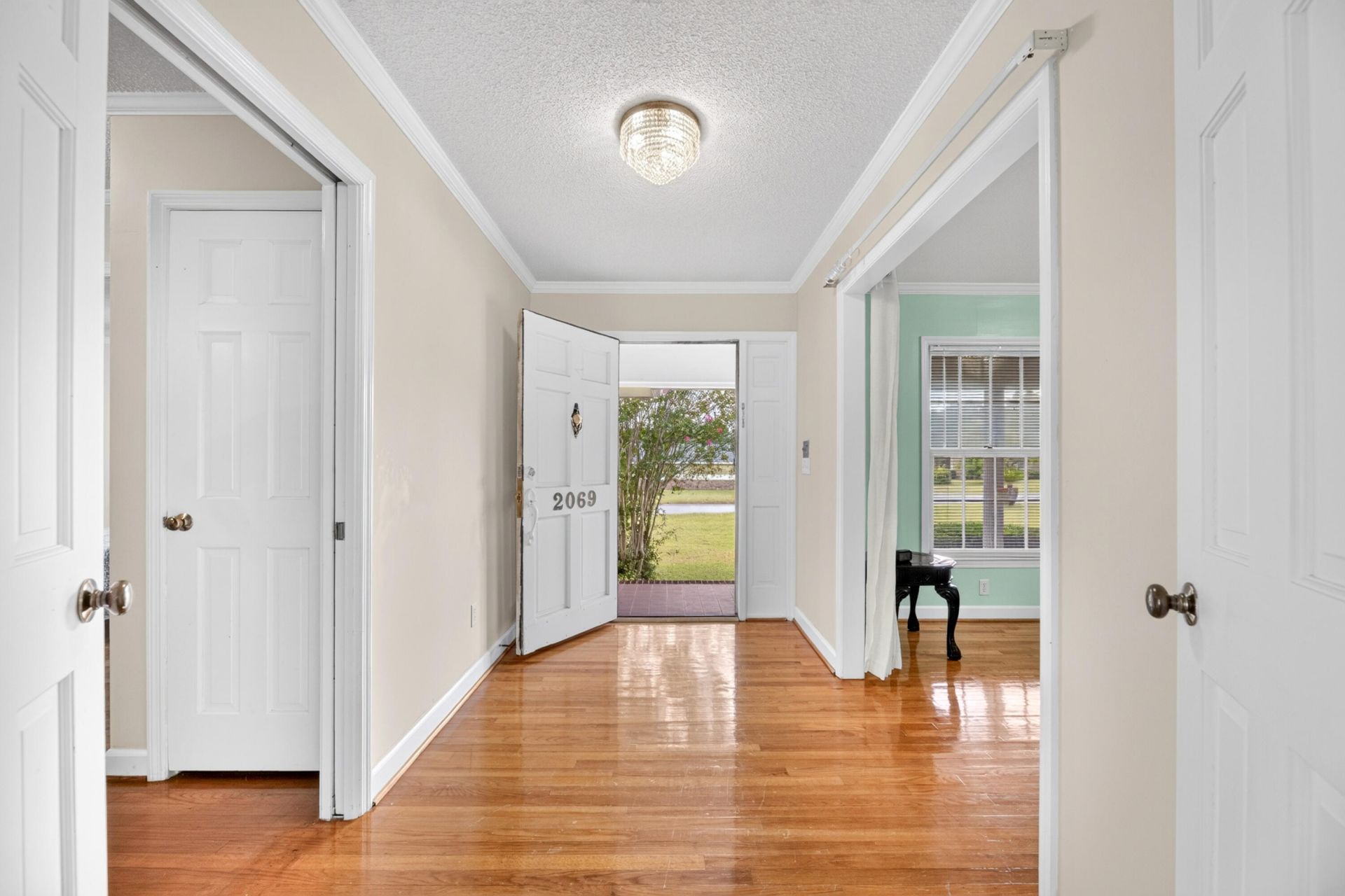 2069 Hydrick Avenue Photo 26