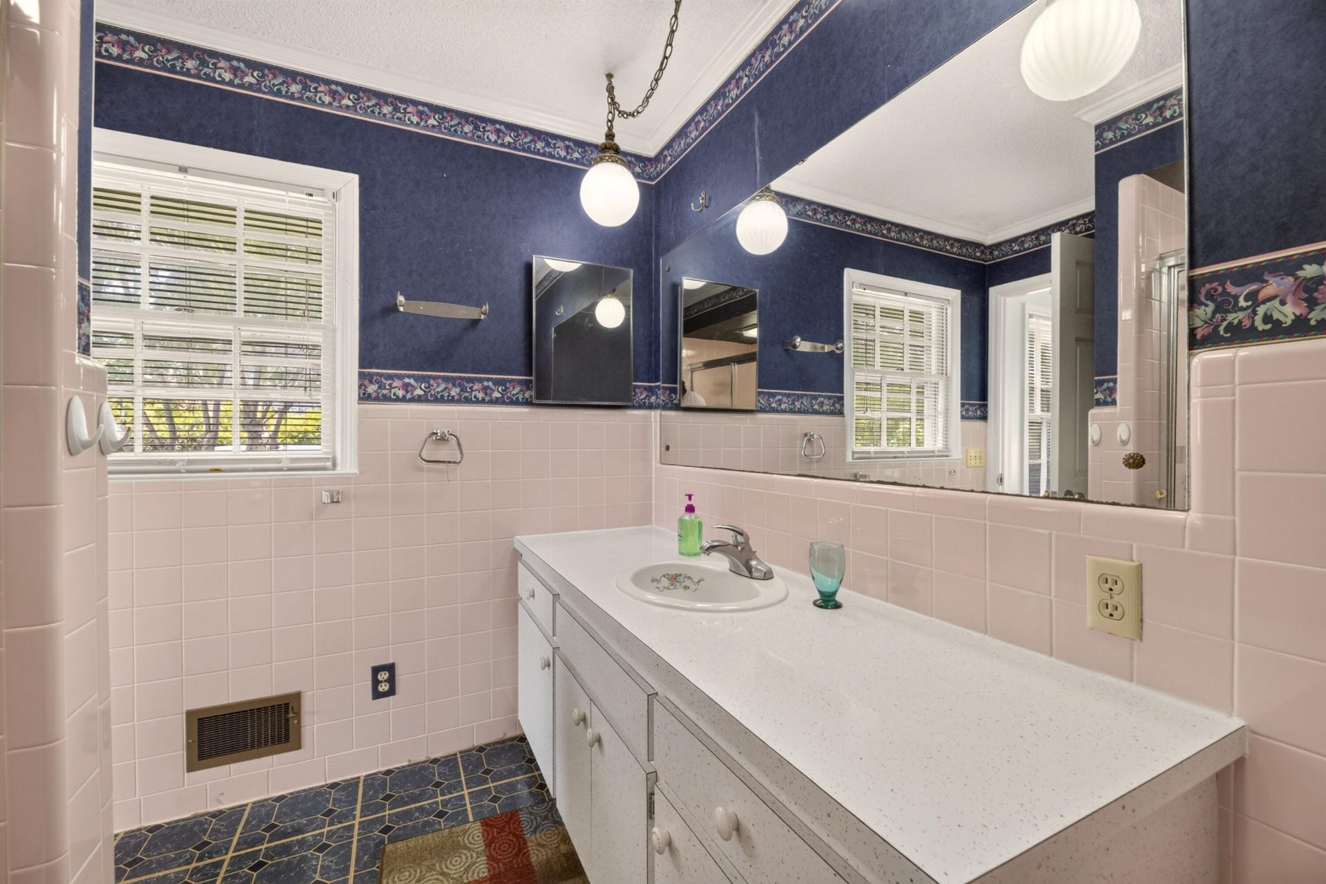 2069 Hydrick Avenue Photo 35