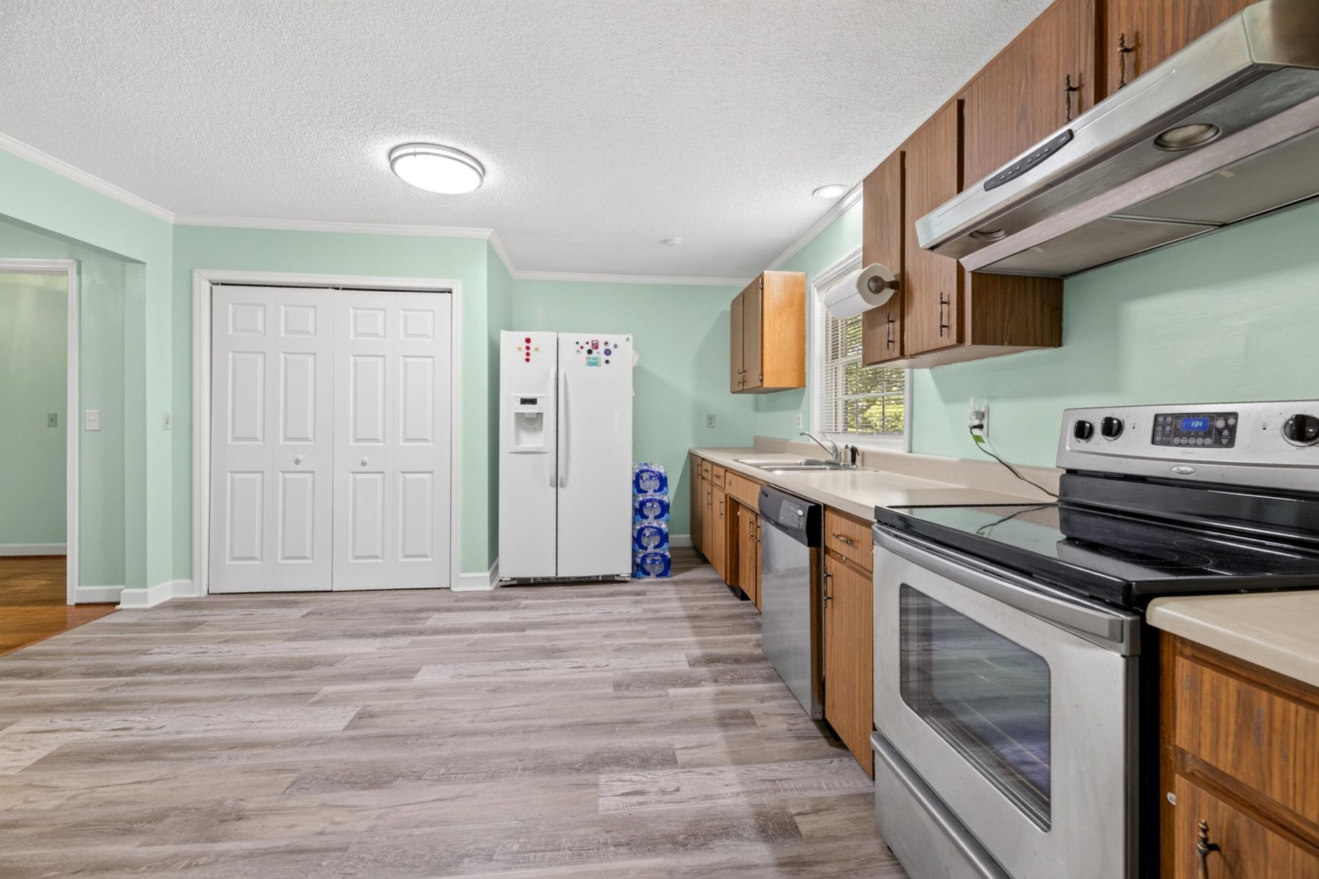 2069 Hydrick Avenue Photo 36