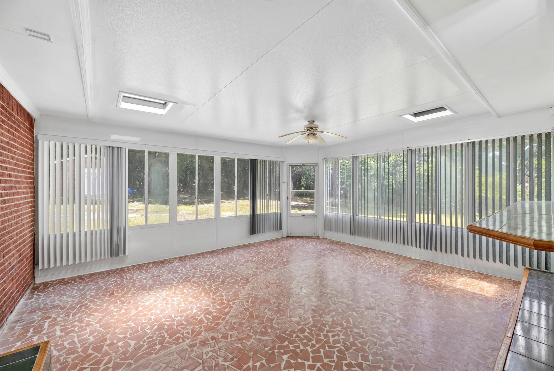 2069 Hydrick Avenue Photo 37