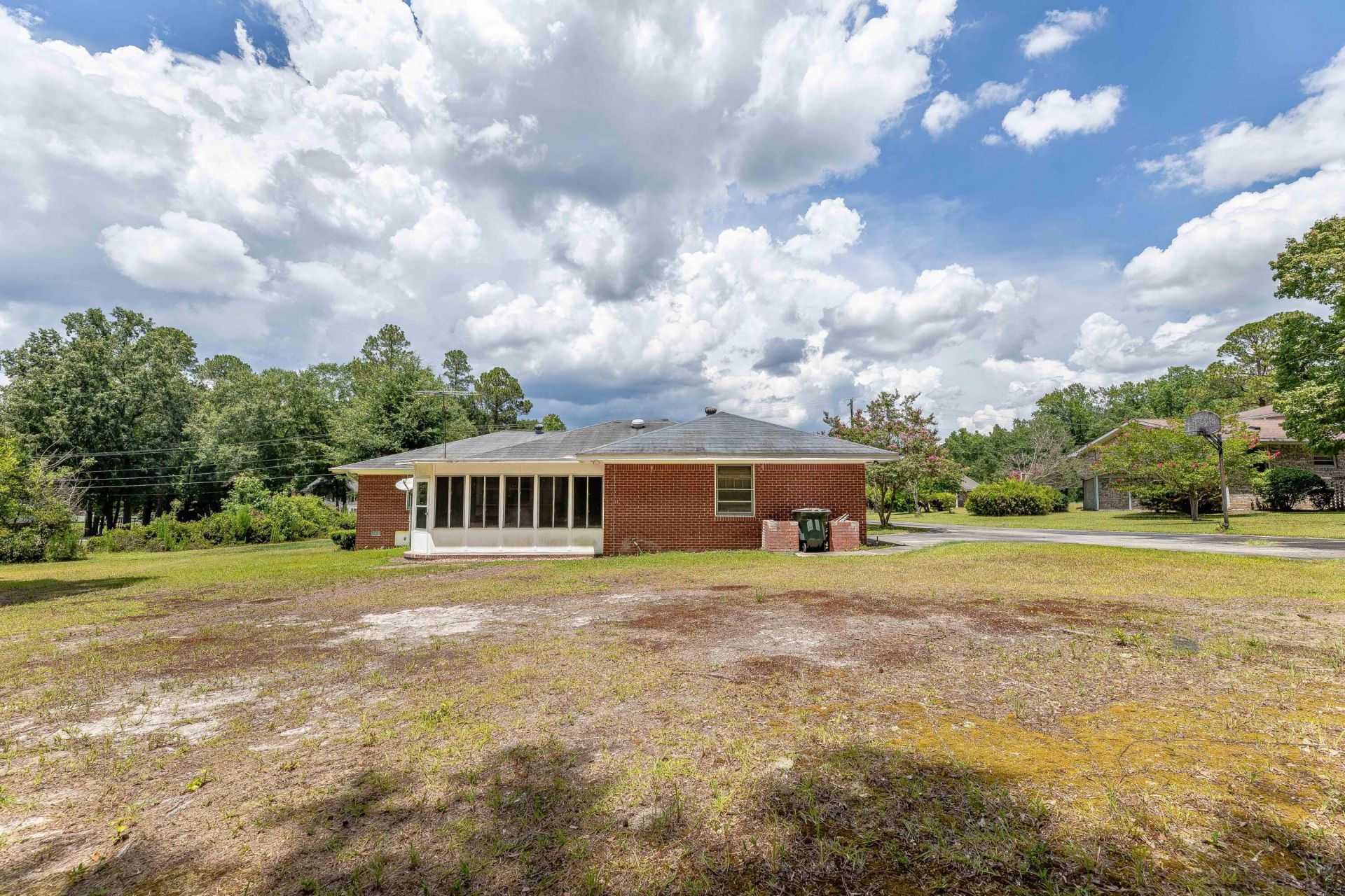 2069 Hydrick Avenue Photo 5