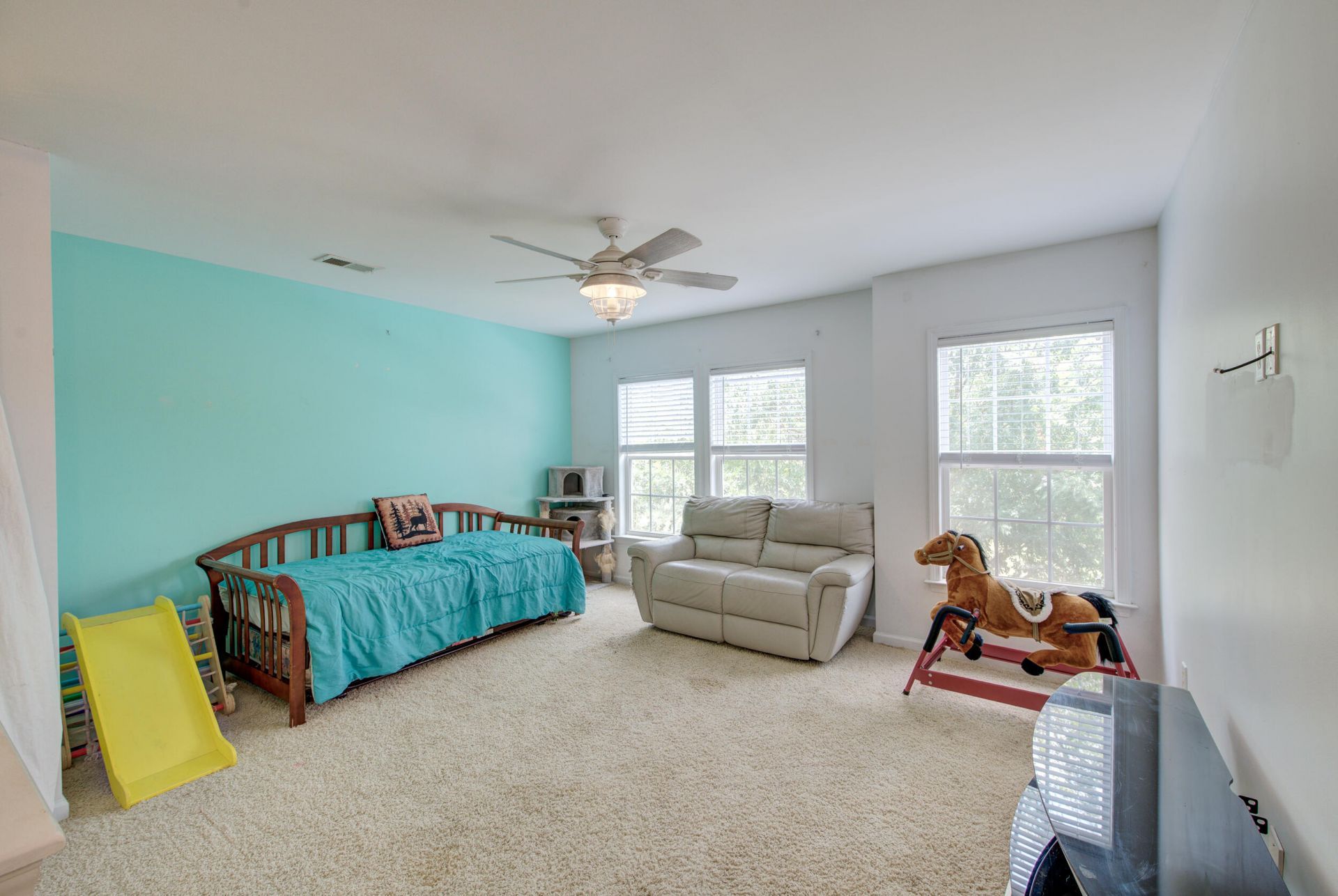 9004 Hema Lane Photo 16
