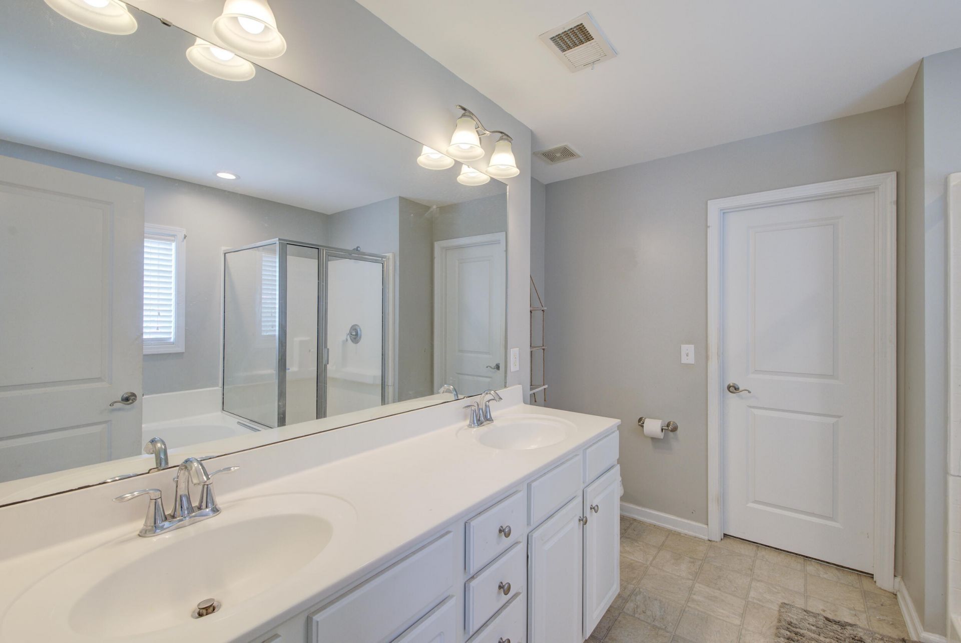9004 Hema Lane Photo 19