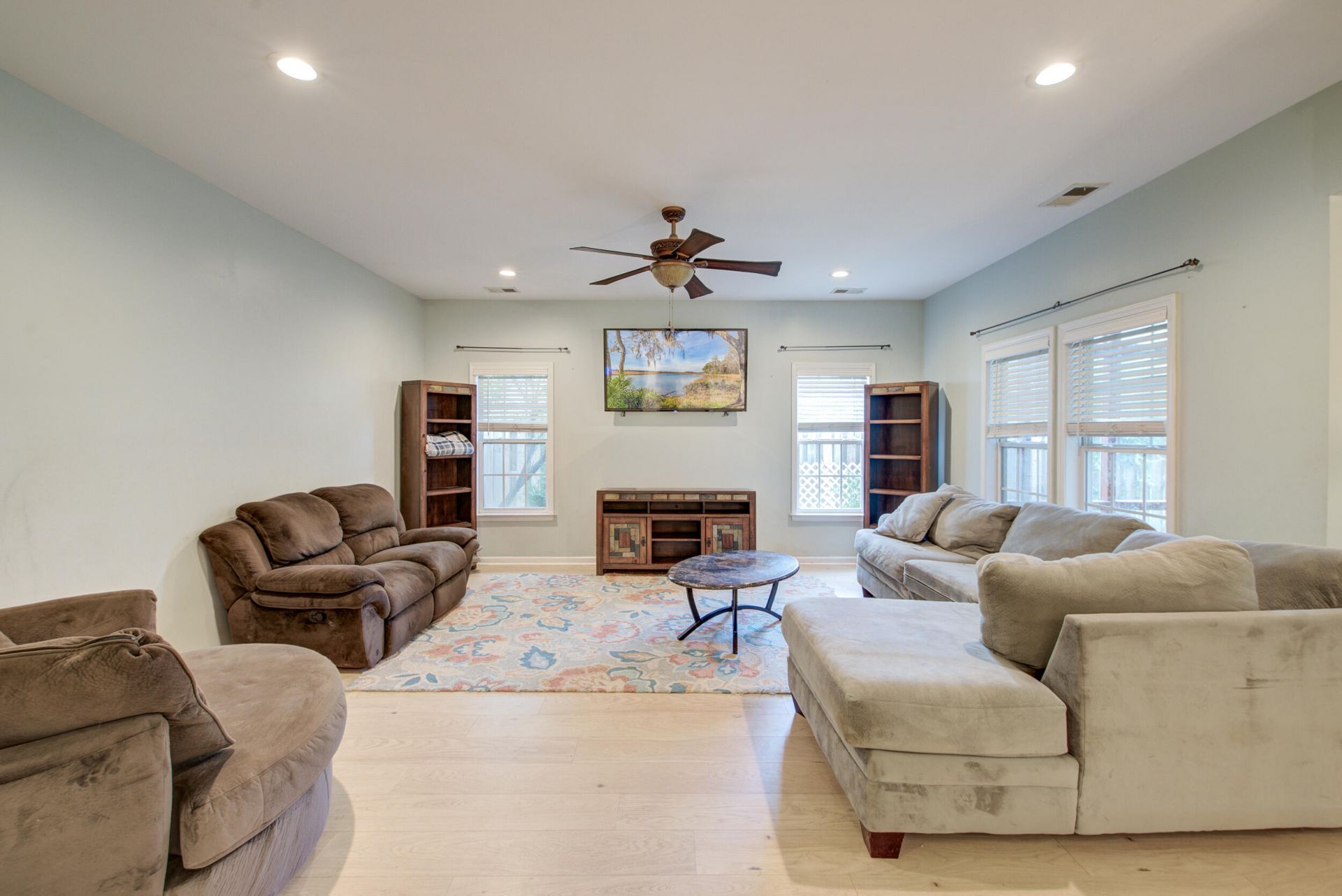 9004 Hema Lane Photo 32