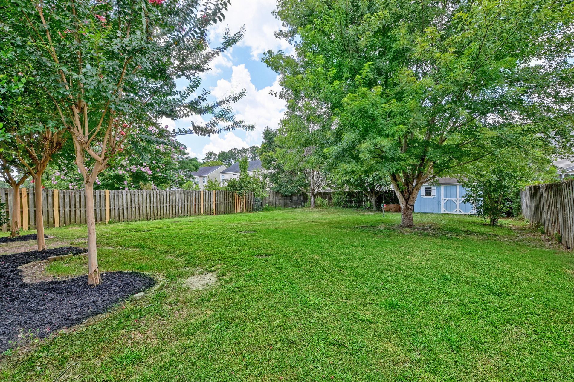 9004 Hema Lane Photo 40