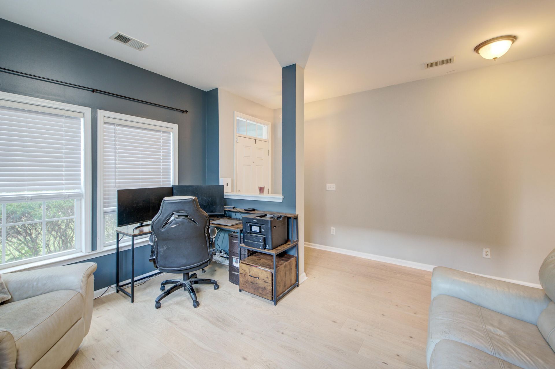 9004 Hema Lane Photo 7