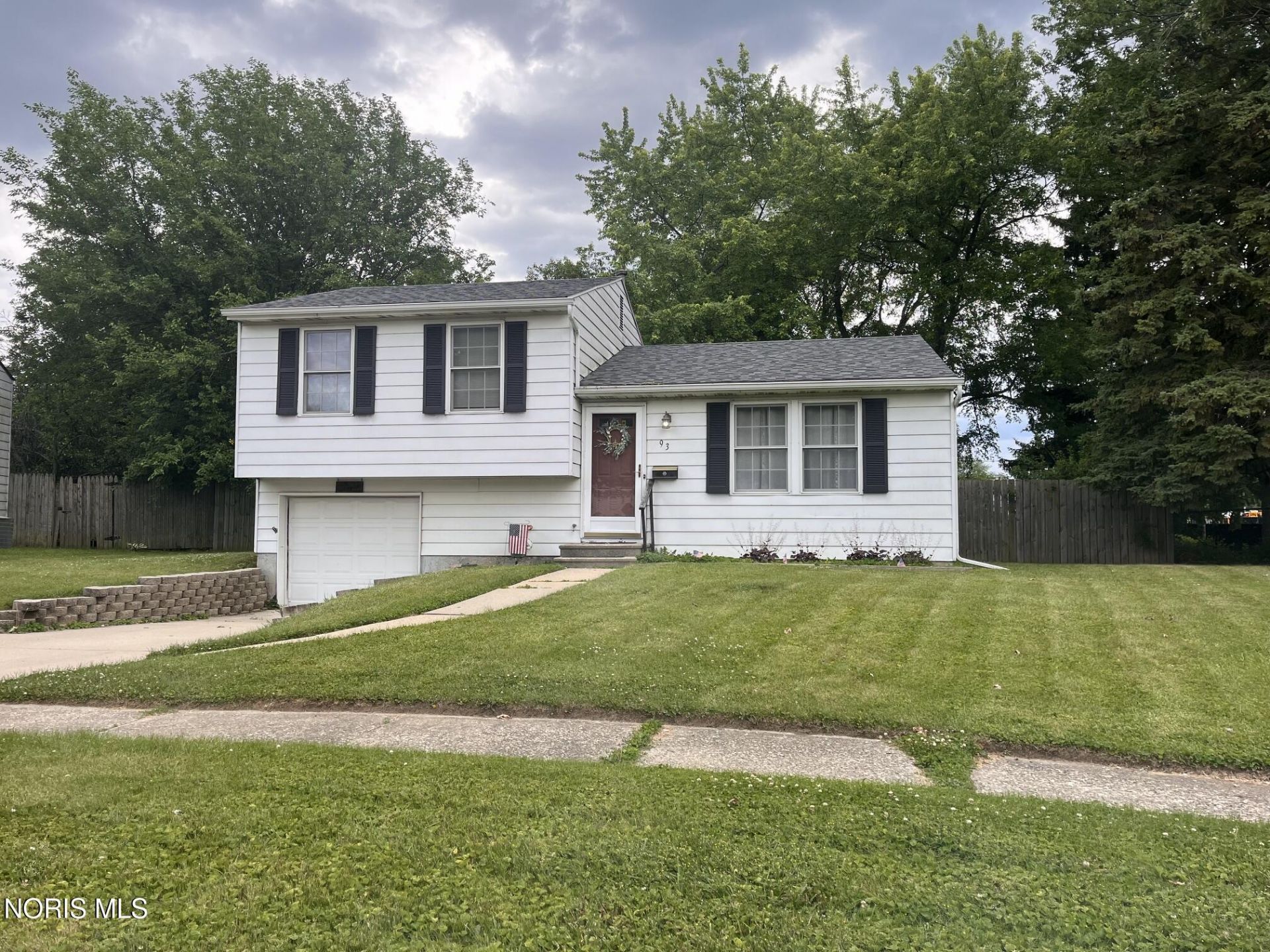93 Hargrave Road, Toledo, OH 43615 Main Photo