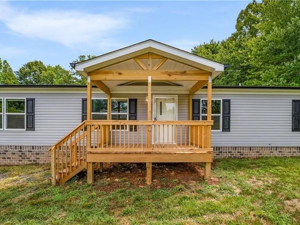 153 Mosley Loop, Madison, NC 27025