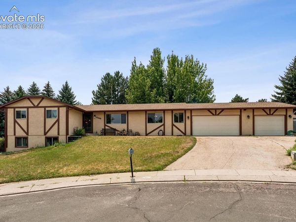 3825 Wesley Court, Colorado Springs, CO 80917