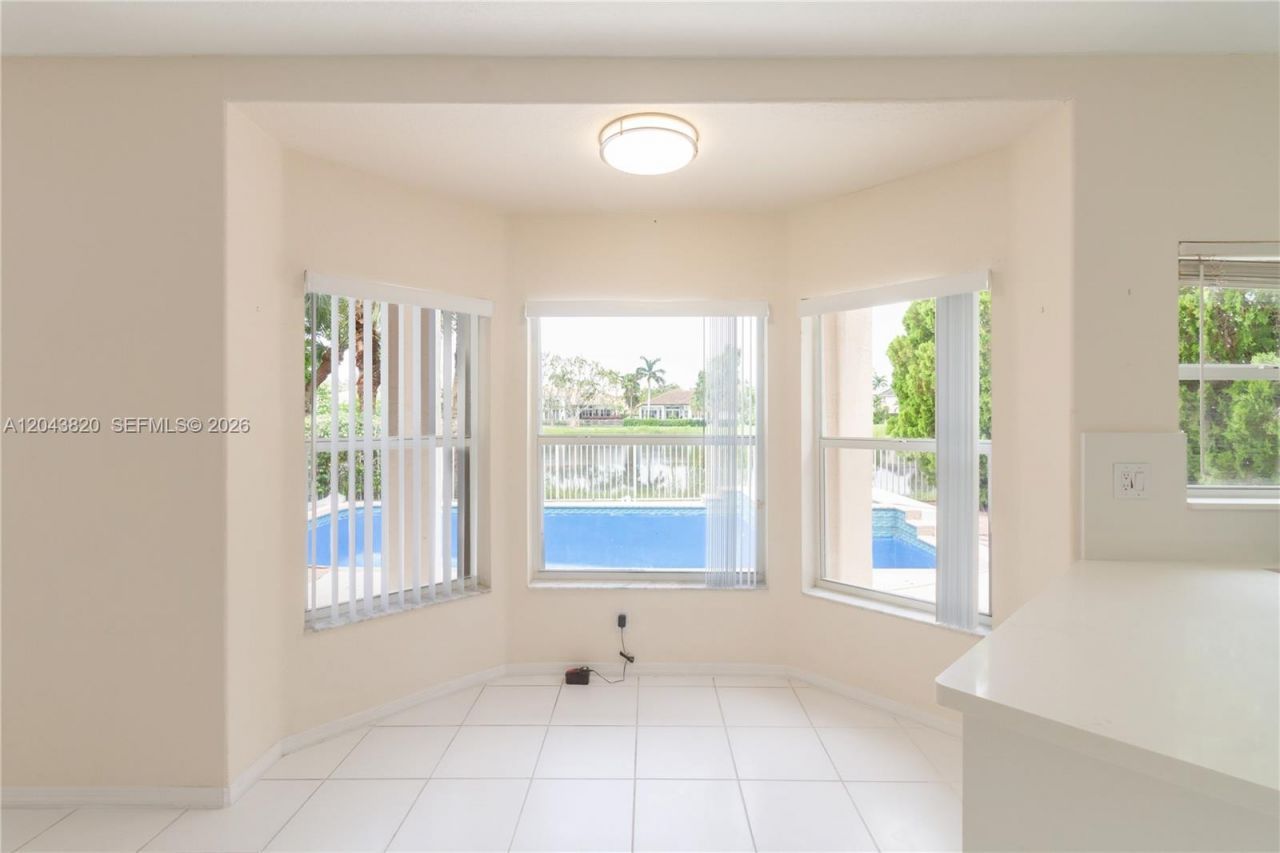 1473 SW 158th Ave, Pembroke Pines, FL 33027 Photo