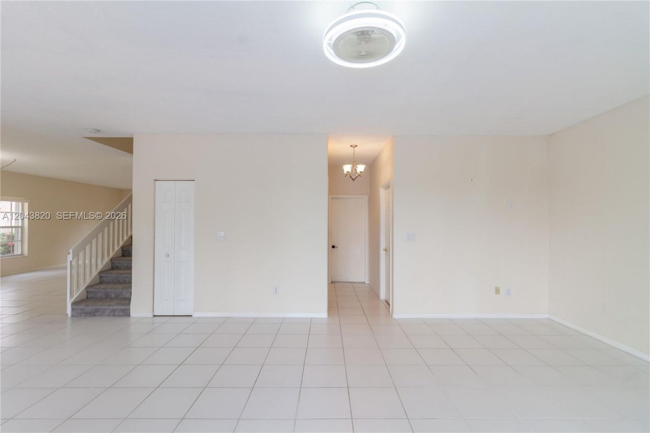 1473 SW 158th Ave, Pembroke Pines, FL 33027 Photo