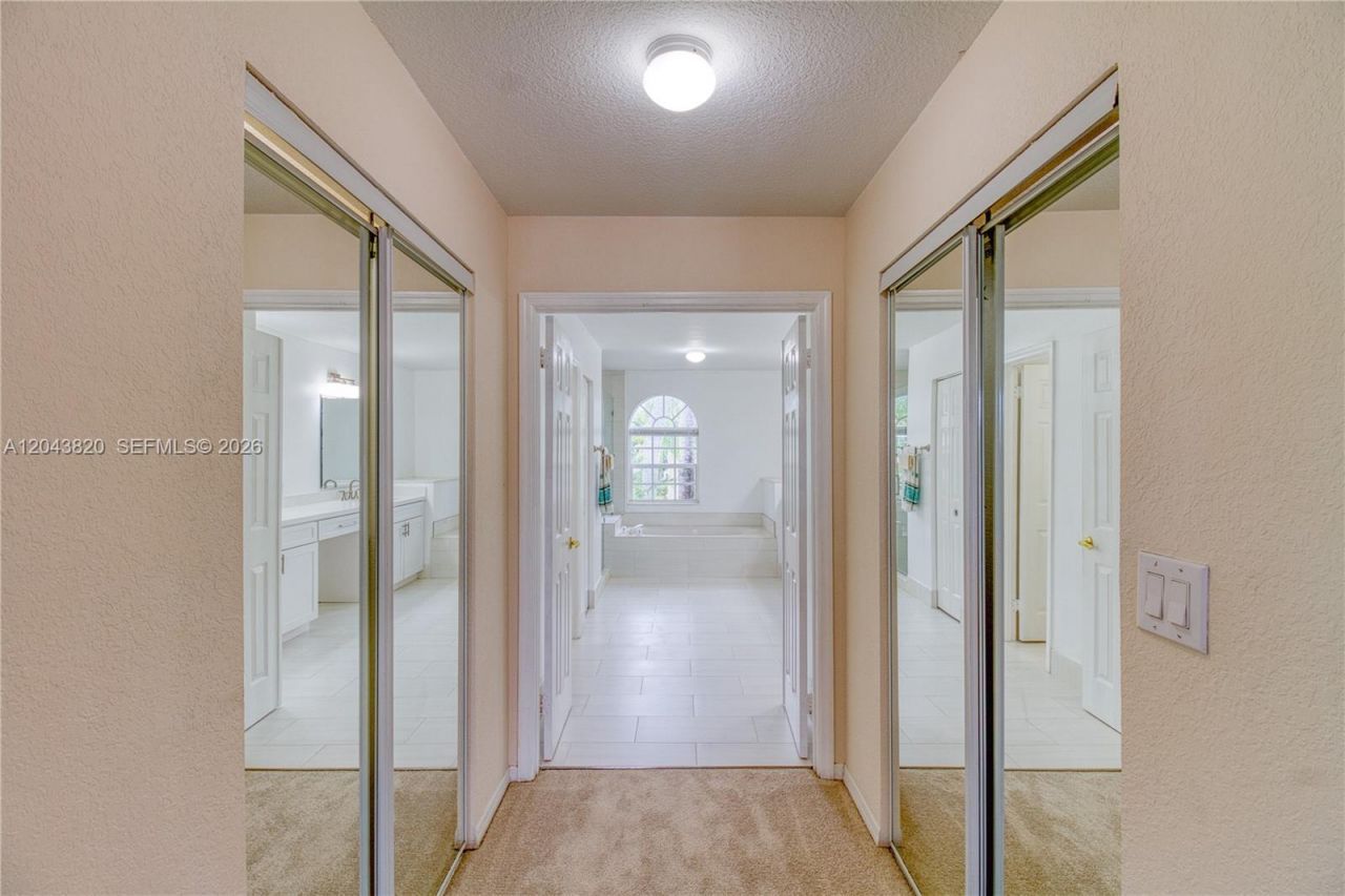 1473 SW 158th Ave, Pembroke Pines, FL 33027 Photo