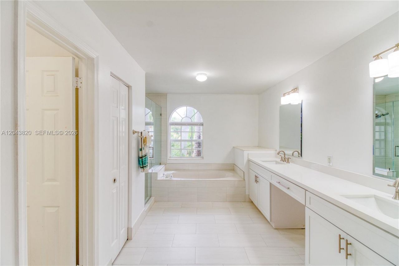1473 SW 158th Ave, Pembroke Pines, FL 33027 Photo