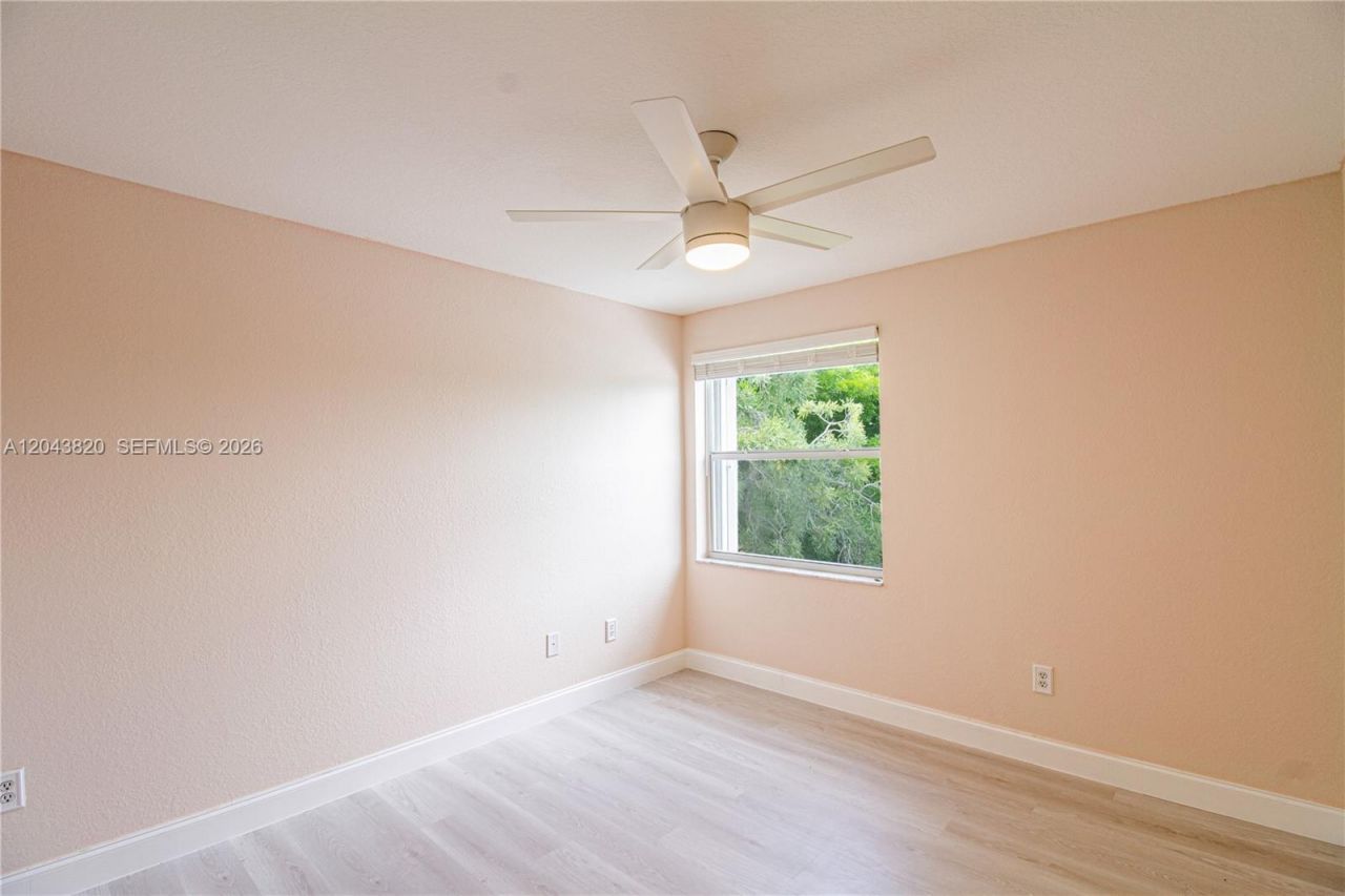 1473 SW 158th Ave, Pembroke Pines, FL 33027 Photo