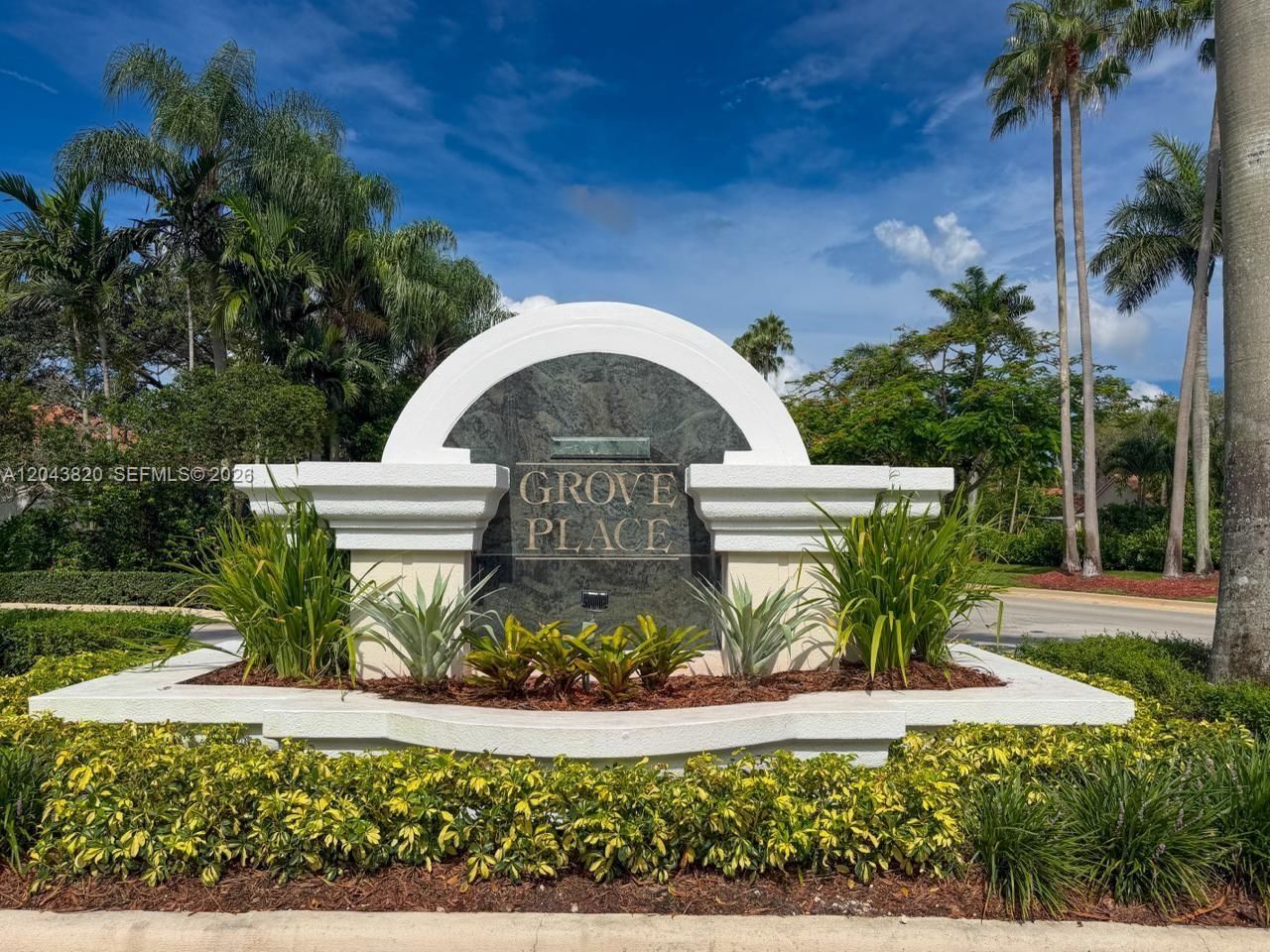 1473 SW 158th Ave, Pembroke Pines, FL 33027 Photo