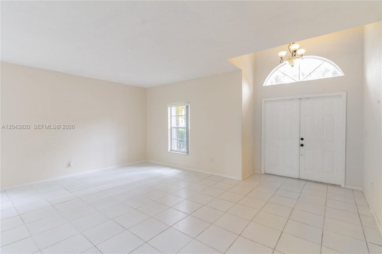 1473 SW 158th Ave, Pembroke Pines, FL 33027 Photo