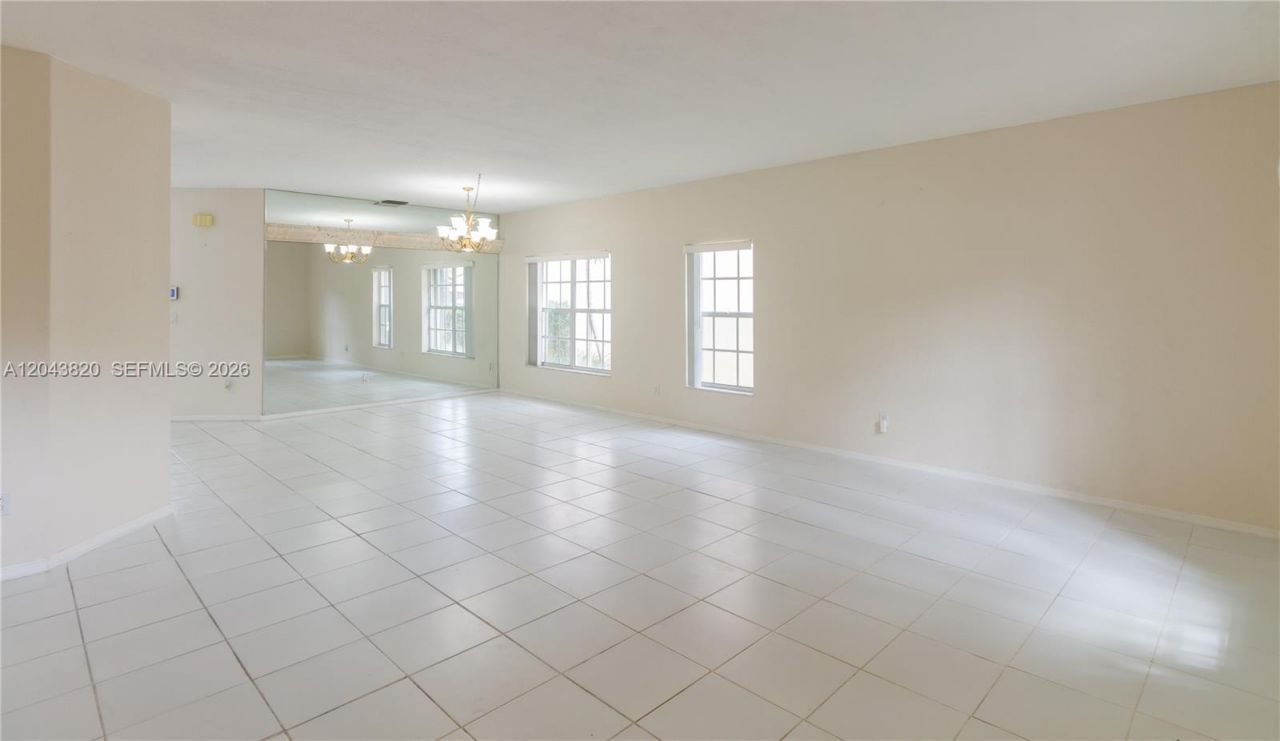 1473 SW 158th Ave, Pembroke Pines, FL 33027 Photo
