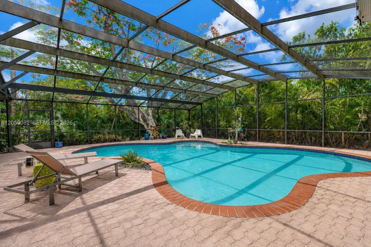 6952 SW 149th Ter , Palmetto Bay, FL 33158 Photo