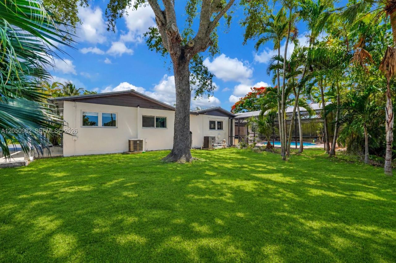 6952 SW 149th Ter , Palmetto Bay, FL 33158 Photo