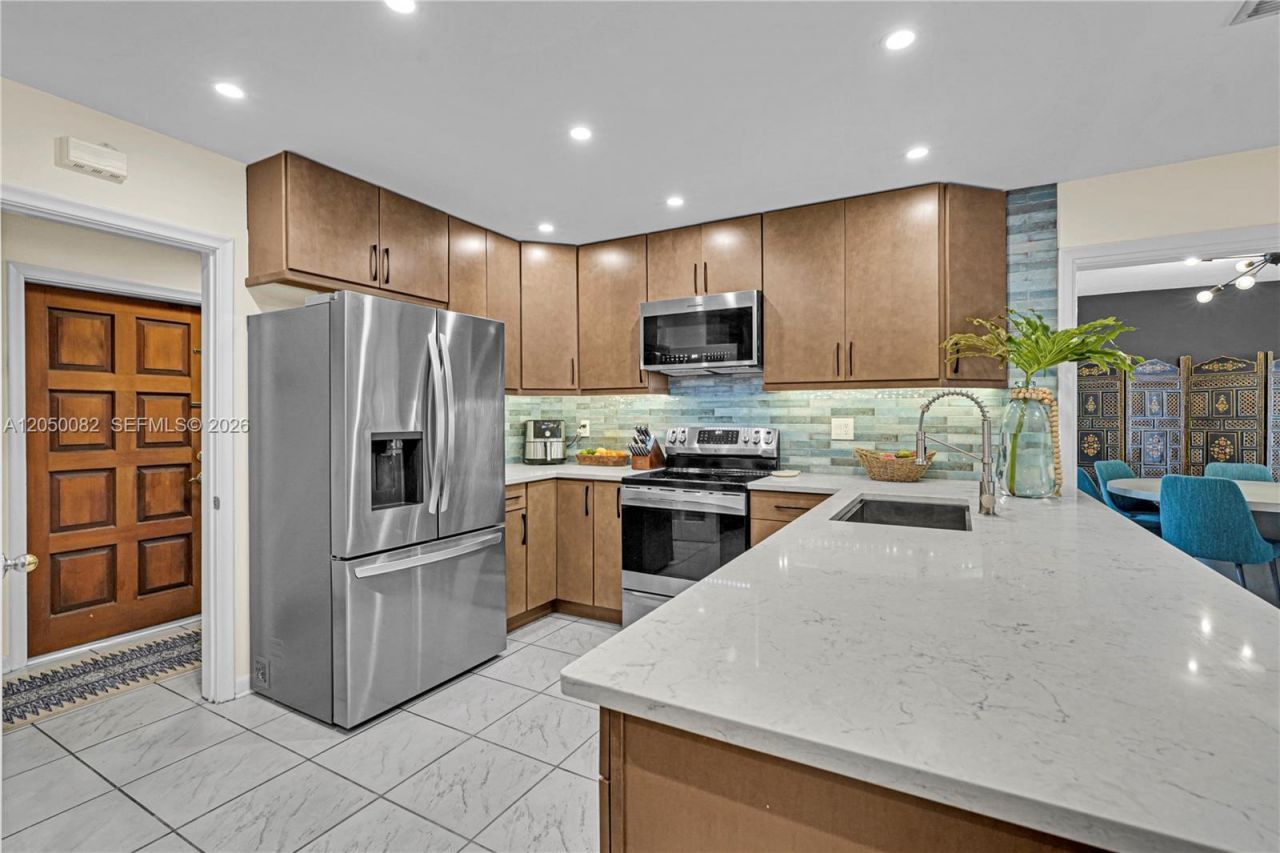 6952 SW 149th Ter , Palmetto Bay, FL 33158 Photo