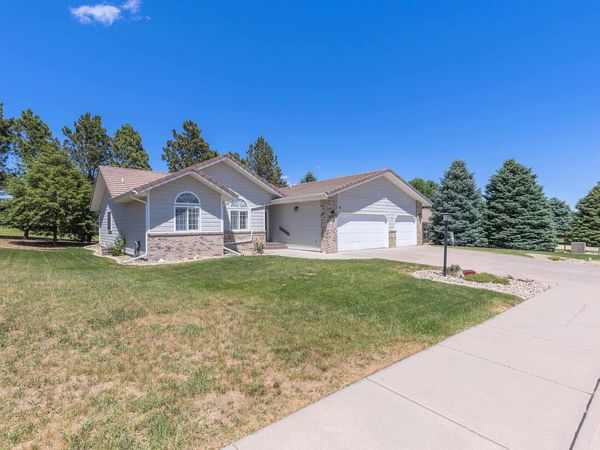 3422 WILLOWBEND RD, Rapid City, SD 57703