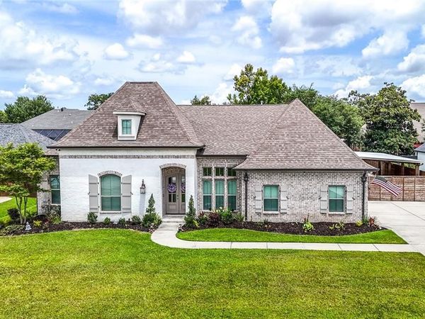 559 N CALEB Drive , Slidell, LA 70461