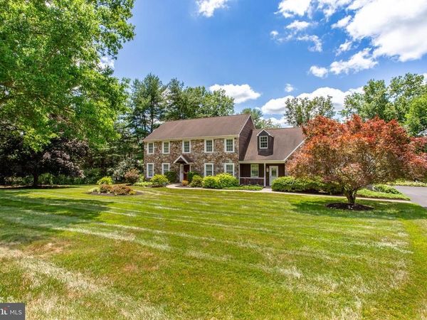 950 CAMELOT ROAD, FURLONG, PA 18925