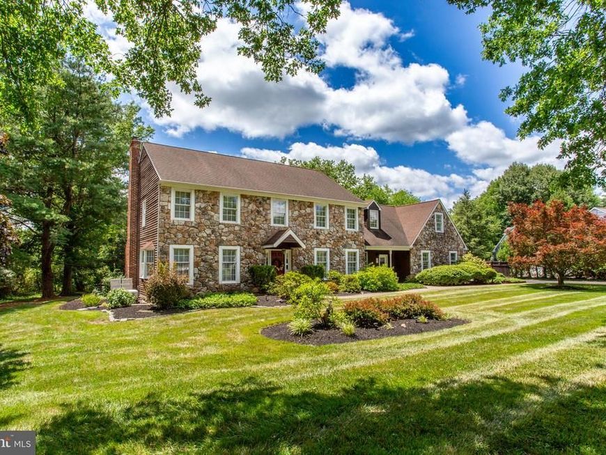 950 Camelot Road, Furlong, PA 18925 Main Photo