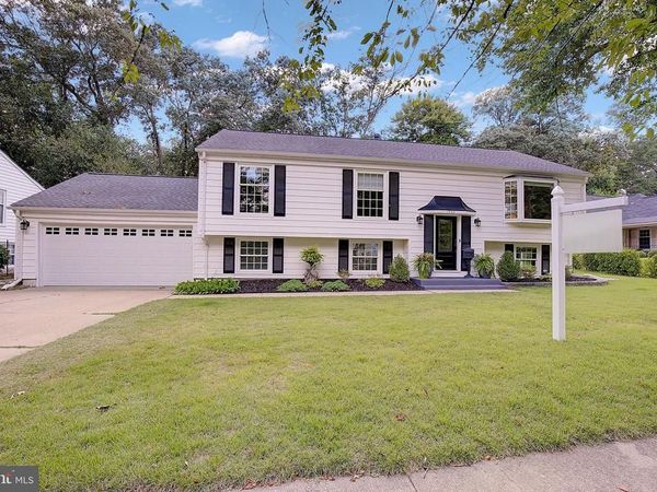 1543 CROFTON PARKWAY, CROFTON, MD 21114