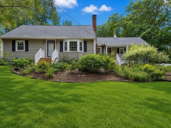 73 High Street, Medfield, MA 02052