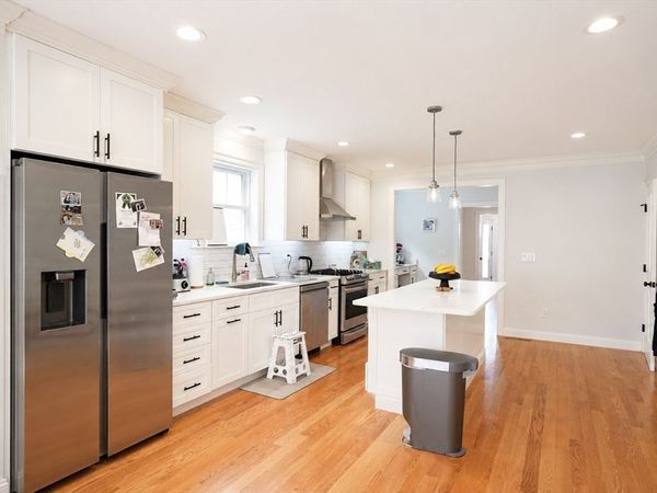 21 Crescent Rd, Unit 21, Needham, MA 02494
