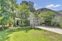 1722 Waterbrook Drive photo 4