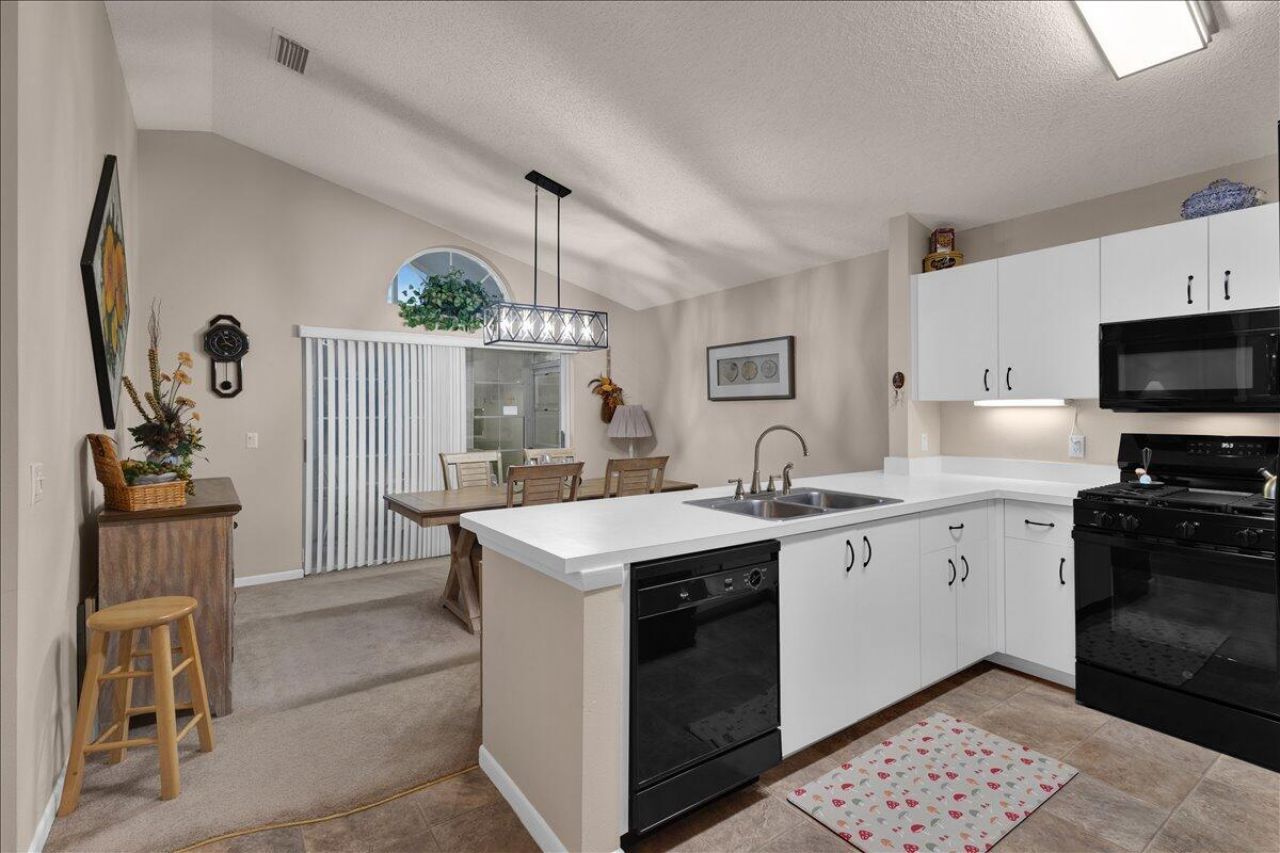 1189 NW Lombardy Drive, Port Saint Lucie, FL 34986 Photo