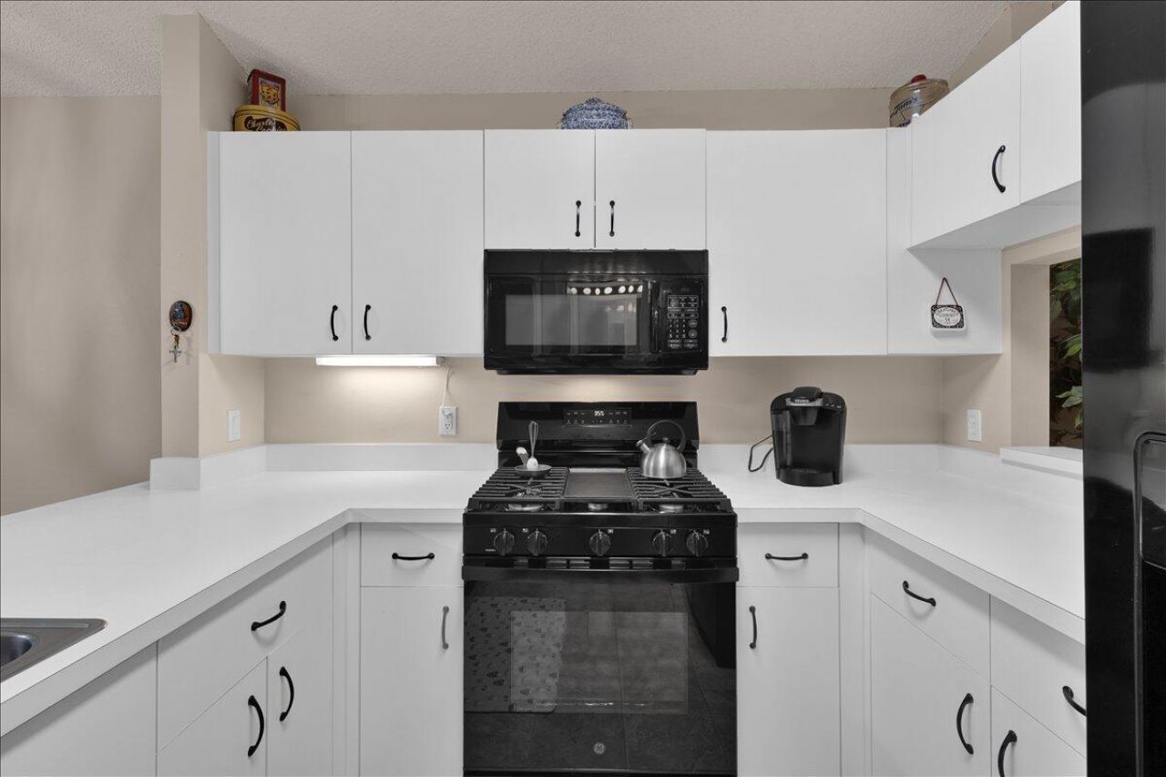1189 NW Lombardy Drive, Port Saint Lucie, FL 34986 Photo