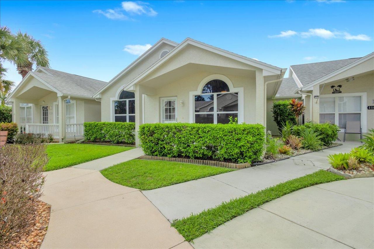 1189 NW Lombardy Drive, Port Saint Lucie, FL 34986 Photo