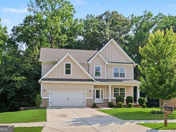 516 Brooks Village Drive, Pendergrass, GA 30567