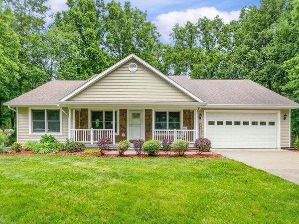 5602 Emneth Avenue, Kalamazoo, MI 49009