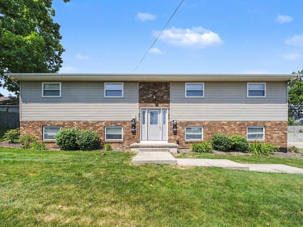 823 Benson Avenue NE, Grand Rapids, MI 49503