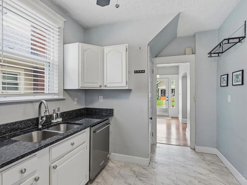 4327 Thirty First Avenue, Cincinnati, OH 45209 Photo 17