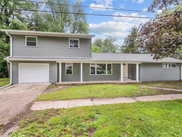 809 Adams Street, OREGON, IL 61061