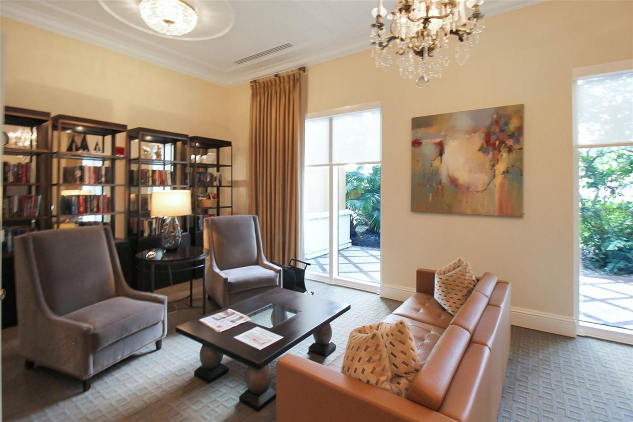 800 N Tamiami Trail , Unit 806, Sarasota, FL 34236 Photo
