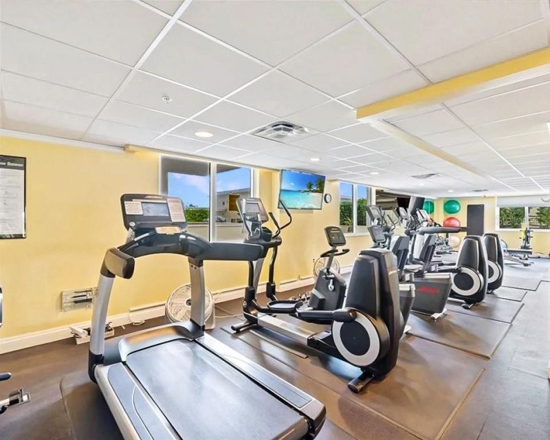 800 N Tamiami Trail , Unit 806, Sarasota, FL 34236 Photo