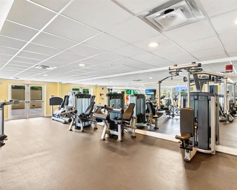 800 N Tamiami Trail , Unit 806, Sarasota, FL 34236 Photo