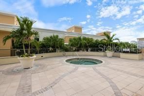 800 N Tamiami Trail , Unit 806, Sarasota, FL 34236 Photo